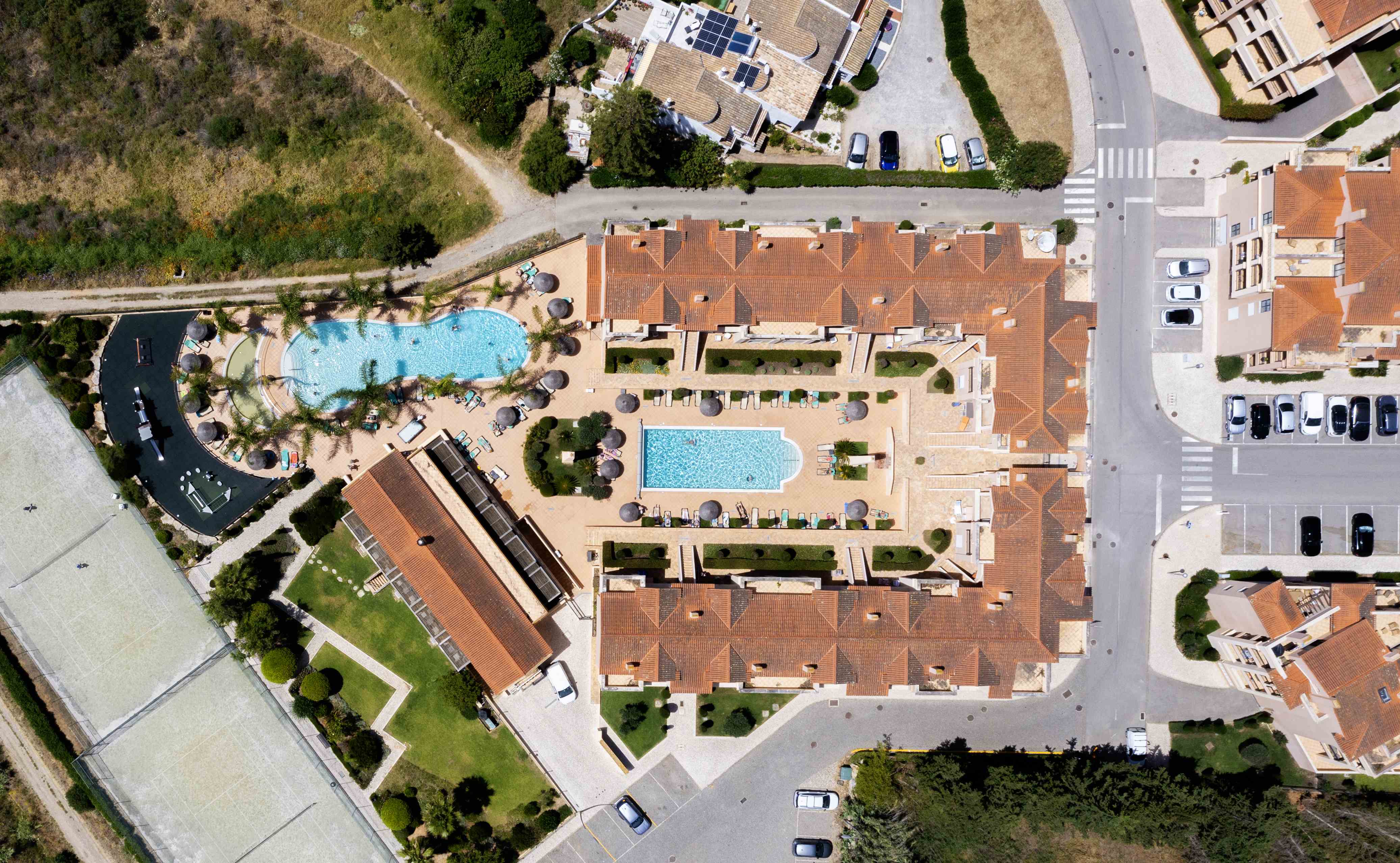 birds eye view of condominium